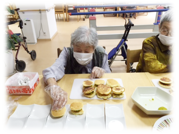 どら焼きです。 形は二の次です!